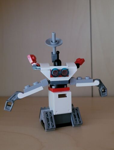 LEGO Explorer 11938 - Robot polybag #1