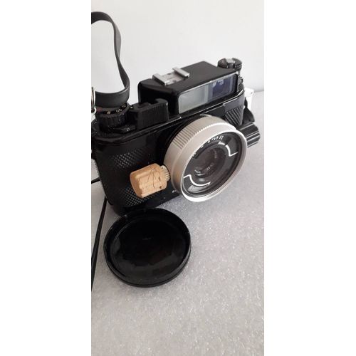 NIKONOS III NIKON lens W-NIKKOR 35 mm 2.5