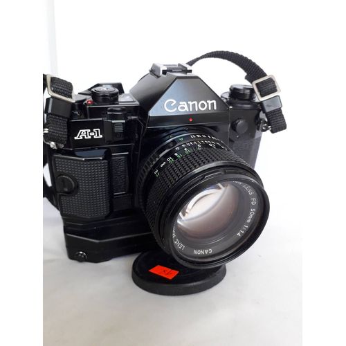 CANON A-1 objectif 50 / 1.4 FD WINDER A2