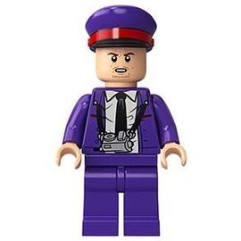 Lego Harry Potter et le Prisonnier d'Azkaban Prisoner of Azkaban Stanley (Stan) Shunpike Knight Bus Conductor Uniform with Black Tie, Hat with Red Band hp192 du set 75957