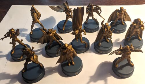 Lot De 12 Figurines Saint Seiya - Les Chevaliers Du Zodiaque