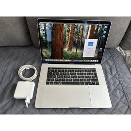 Apple MacBook Pro Retina 2018 - 15" Intel Core i7 - 2.2 Ghz - Ram 16 Go - SSD 256 Go - Azerty