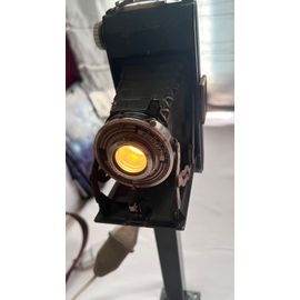 Lampe vintage appareil photo pontiac à soufflet