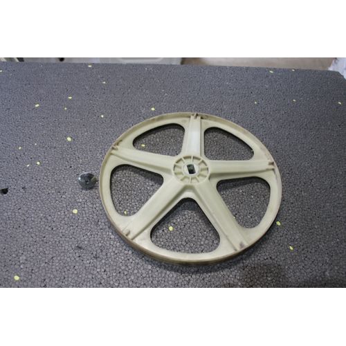 POULIE DE TAMBOUR + VIS LAVE-LINGE - C00270717