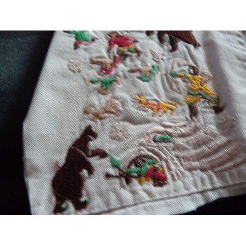 Broderie De Poche Brodee