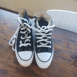Converse Noir 37.5