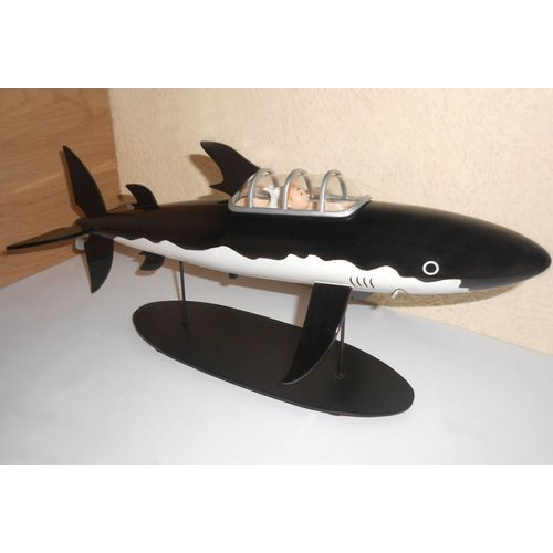 Requin Sous-Marin 43 Cm "Tintin Et Le Trésor De Rackham Le Rouge "Moulinsart 2009 Avec Boite D'Origine Et Certificat. Réf 46959.