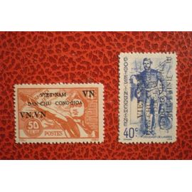 Lot De 2 Timbres Neufs - Vietnam Du Nord - Viet-Nam - Timbres D'indochine Surchargés - Année 1945