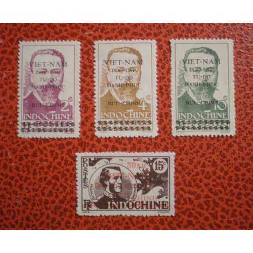 Lot De 4 Timbres Neufs - Vietnam Du Nord - Viet-Nam - Timbres D'Indochine Surchargés - Année 1946