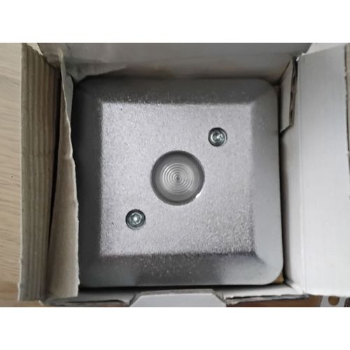 Bouton poussoir lumineux anti vandalisme arnould 80011