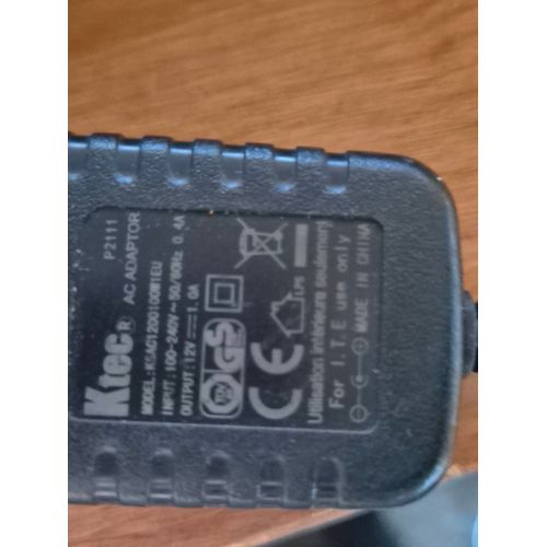Chargeur secteur Ktec KSAFD0500600W1EU – 12V / 0.5A – Connecteur 5.5 x 2.1 mm coudé – 6W