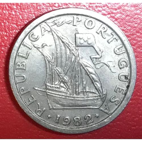 2,5 Escudos - 1982 - Portugal