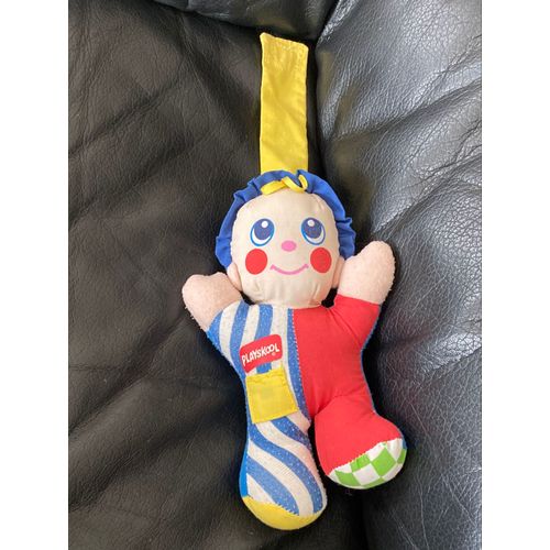 Doudou peluche garçon bob bleu ,rouge , bleu et blanc rayé playskool à suspendre 19cm