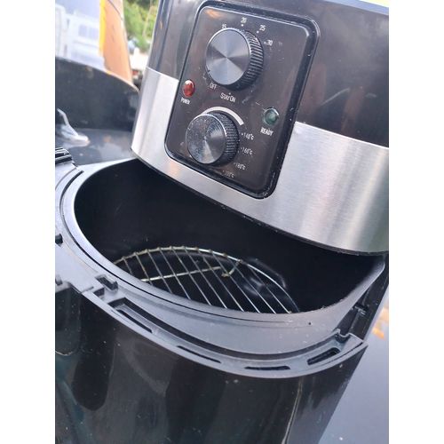 AIR FRAYER contenance 4,5 L TRÈS PEU UTILISÉ