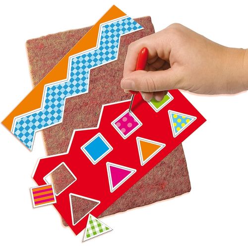 I learn to punch,with 9 different cards,develops the child's motor skills