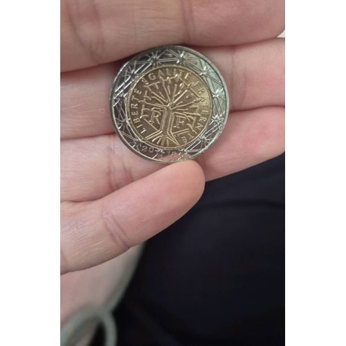 Pièce De 2 Euro
