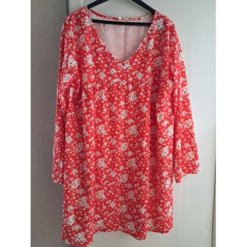 Robe Tunique Neuve Taille 50-52 Rouge Motif Floral
