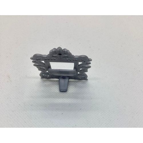 Mini cadre photo ouvragé décoration gris à poser compatible poupée mannequin Barbie Mattel
