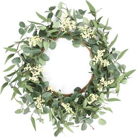 La couronne de feuilles d'eucalyptus de la saison (50 cm de diamètre), de couleur verte. Fleurs artificielles pour la décoration de l'intérieur et de l'extérieur.