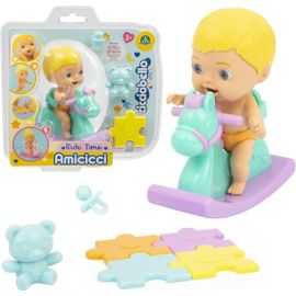 DDA-Cicciobello Amicicci, Bébé avec Cheval à Bascule, avec Accessoires, Modèle Garçon Cheveux Blonds, Jouet pour Enfants dès 3 Ans, GIOCHI PREZIOSI, CC0101