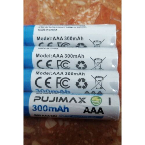 Batteries R6 / AAA. X4.