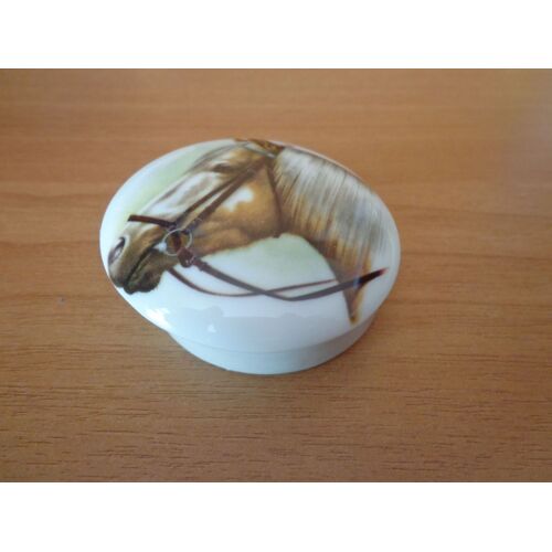 BIBELOT EN PORCELAINE