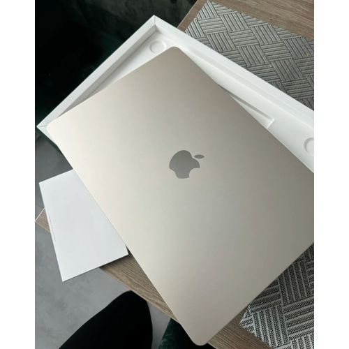 Apple MacBook Air 13.6" M3 - Ram 16 Go - SSD 256 Go