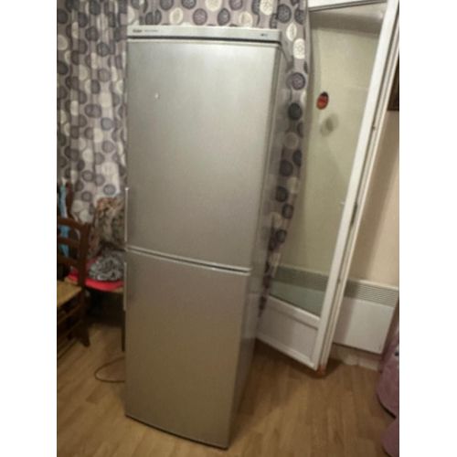 Frigo 1 porte avec étagère et congèle 1 porte