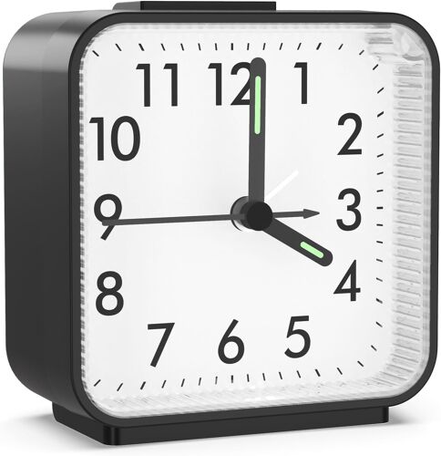 CMJAAGUR-Réveil Matin Analogique Silencieux Sans Tic-Tac, Réveil À Pile Avec Lumière Et Répétition, Reveil Voyage Compact Pour Adulte/Senior, Alimenté Par 1 Pile Aa - Noir[M284]