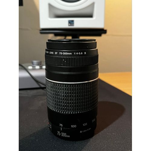 Objectif Canon EF 75-300mm f/4.0-5.6 III