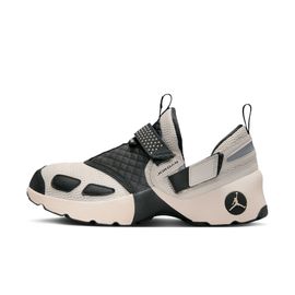 Chaussure Jordan Trunner Lx Pour Marron