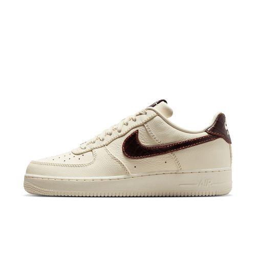Chaussures Nike Air Force 107 Pour Marron
