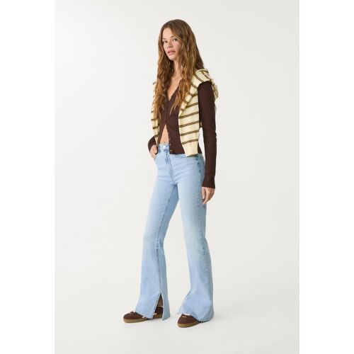 Stradivarius Jean Flare Slit Denim Bleu Moyen Clair Délavé 34