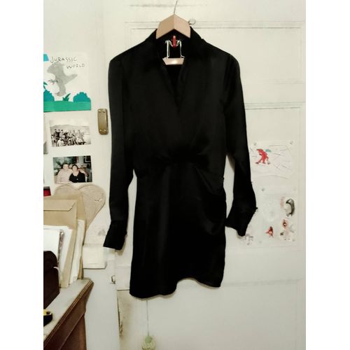 Robe Noire Légère En V 34 Xs Zara.