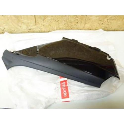 Coque Arrière Gauche Origine Pour Scooter Aprilia 50 Amico 1992-1993 Ap8230739 Occasion