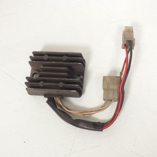 Régulateur Redresseur De Tension Origine Pour Moto Yamaha 125 Tzr 1987 À 1992 5h0-A0 / Sh239 Occasion