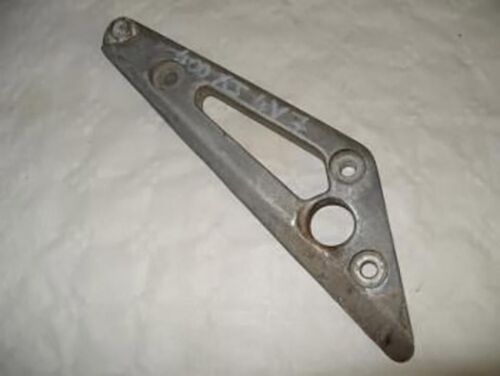 Platine De Repose Pied Passager Droit Origine Pour Moto Yamaha 400 Xj 1983 4v7 Occasion