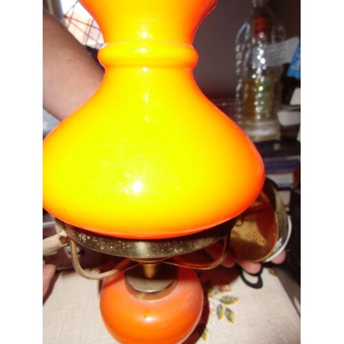 Applique Murale Dorée Avecc Opaline Orange  60 Watts