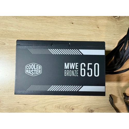 Alimentation PC Cooler Master MWE BRONZE 650W + Adaptateur carte graphique