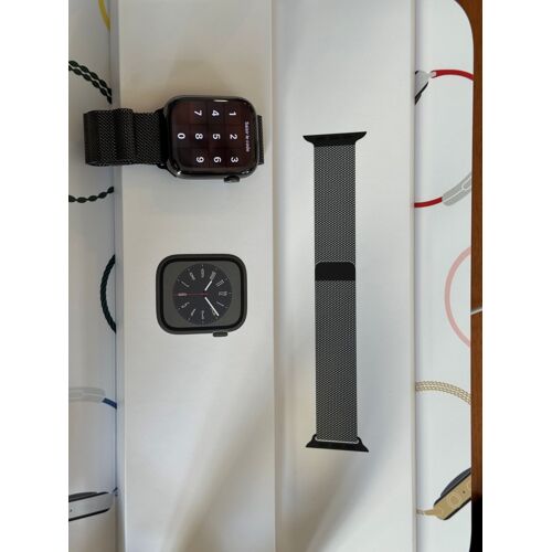Apple Watch Series 8 - Cellular + Gps - 45 Mm - Acier Inox - Bracelet Milanais