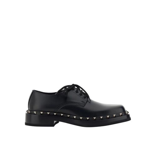 Chaussures Derby Rockstud Valentino Garavani En Noir