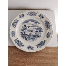 Assiette Creuse Gien France. Decorative.