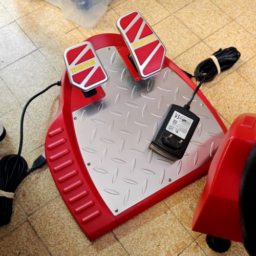 Logitech Momo Force - Ensemble Volant Et Pédales - Filaire