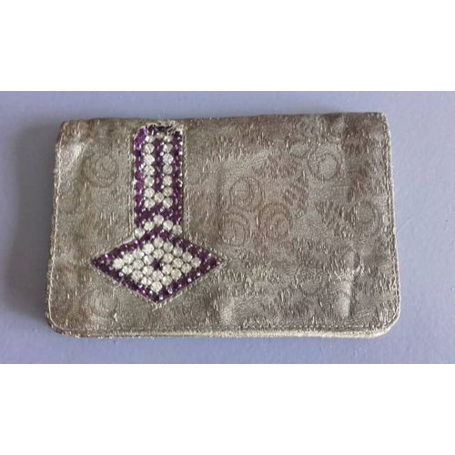 Ancien Sac De Soirée Soie Et Perles Blanches Et Violettes