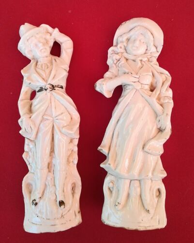 Couple D'adolescents En Biscuit Ancien