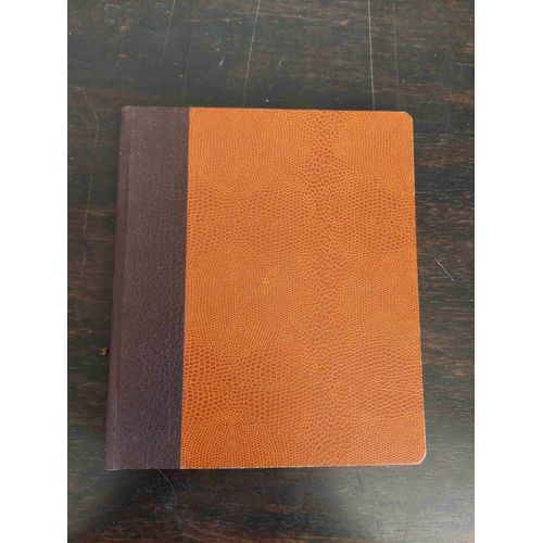 Album De Timbres Avec Plus De 880 Timbres, Majorité Oblitérés Et Timbres Anciens À Très Anciens : Italie, Espagne, Grèce, Etats Unis, Turquie Hongrie. Très Belle Collection Avec Timbres Rares