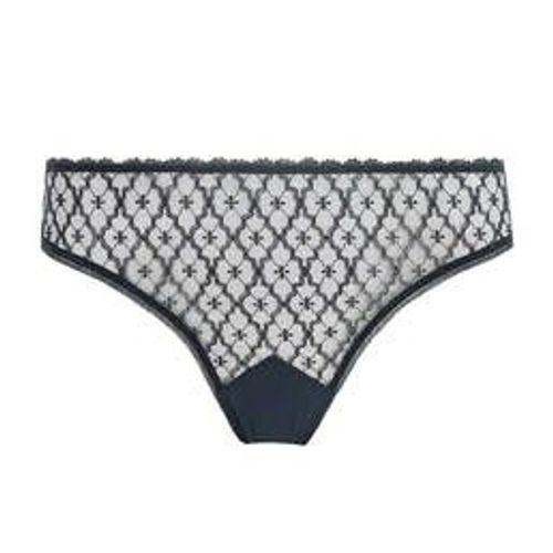 Huit Tanga Eclipse