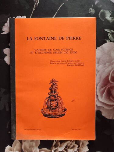 La Fontaine De Pierre / Nº 25