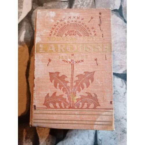 Nouveau Petit Larousse Illustré