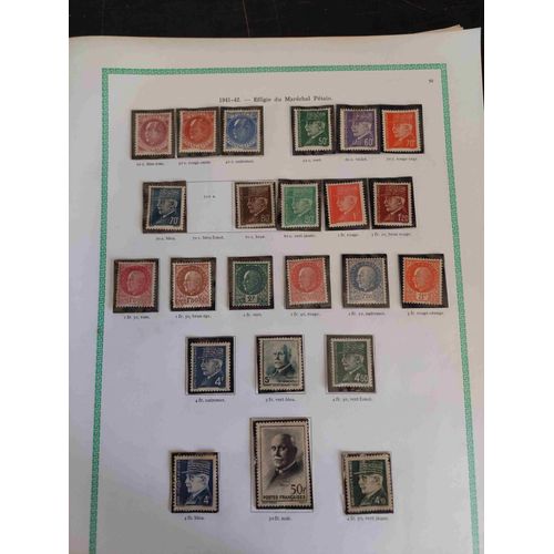 Lot De 180 Timbres De France Neufs ** (Qlq Rares Oblitérés) Sur Feuille, Période 1941 À 1958, Dont Croix Rouge, Personnages Célèbres... Tout En Séries Complètes
